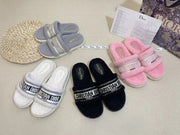 2023 Autumn and Winter lamb hair slippers